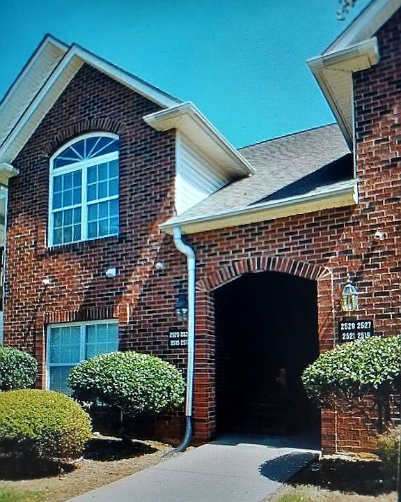 1st image of 2517 Carya Pond Ln #2517