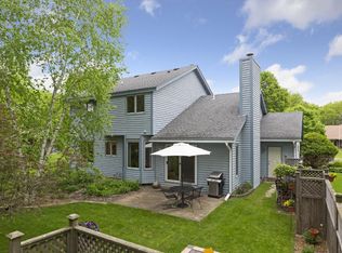 3749 Brunet Ct, Vadnais Heights, MN 55127