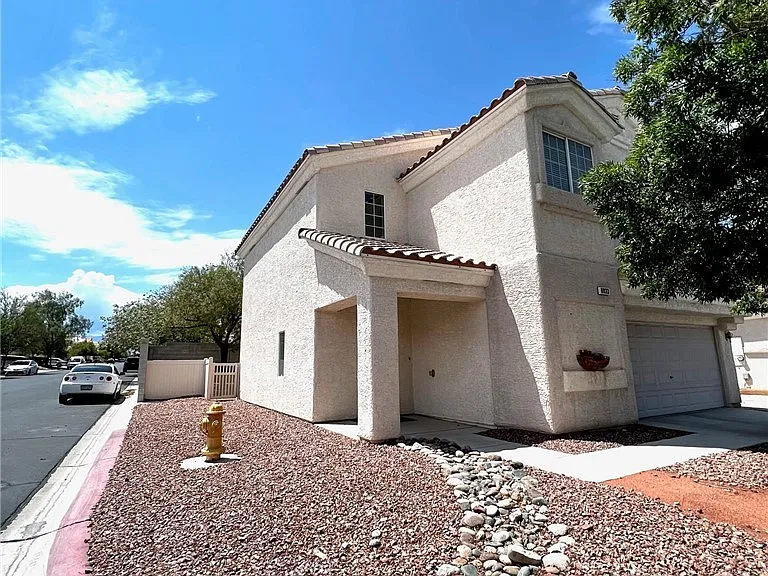 8033 Gallagher Island St — Photo 2