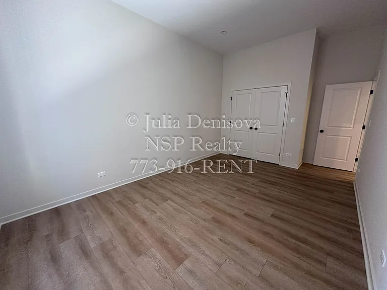 6340-206 W Belmont Ave — Photo 7