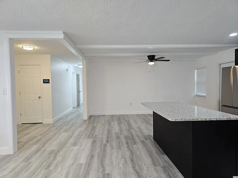 1816 Rendale Dr — Photo 14