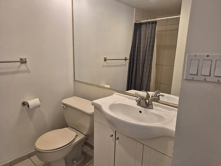1135 Quayside Dr #401 — Photo 6