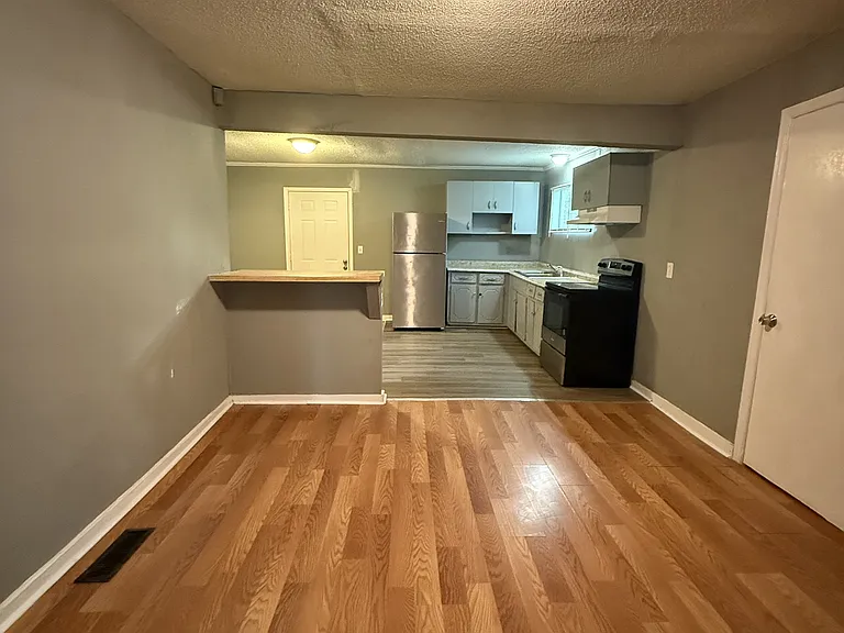 63 Wilkes Cir #1 — Photo 10