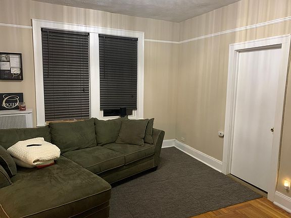 2nd image of 2879 Lawton Ave #2A