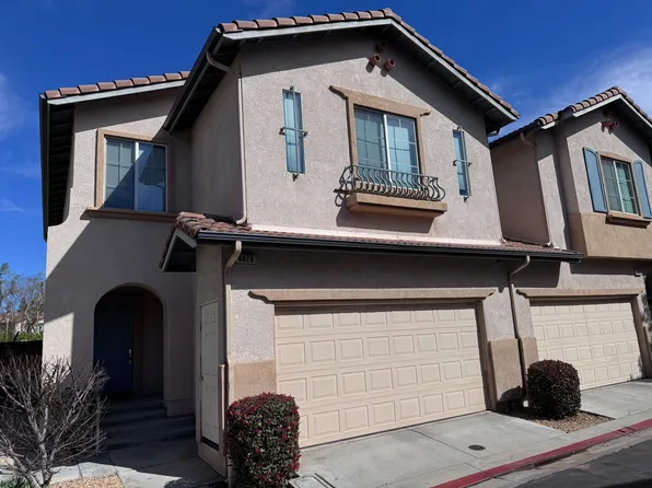 4479 Spring Knolls Ct, Riverside, CA 92505