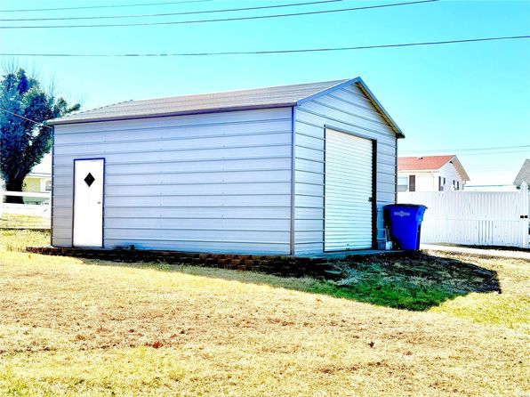 801 S Grant St, Desloge, MO 63601