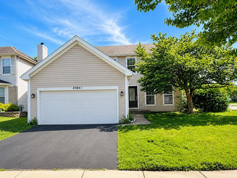 20841 W Barrington Ct — Photo 1