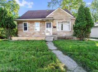 18344 Shiawassee Dr, Detroit, MI 48219