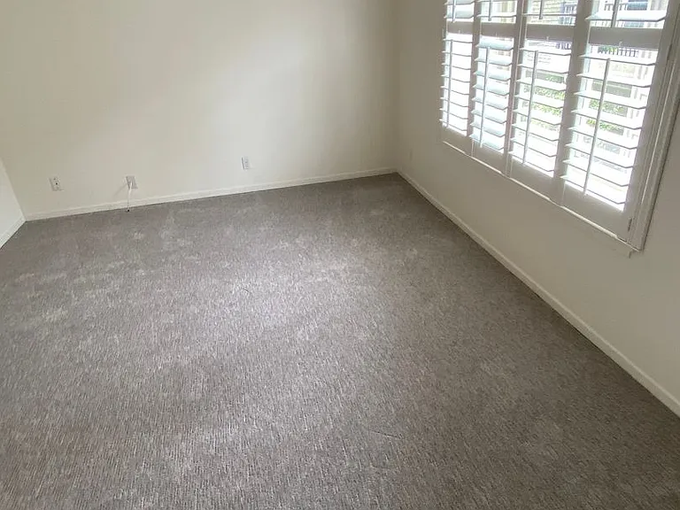 937 Hunt Ave — Photo 4