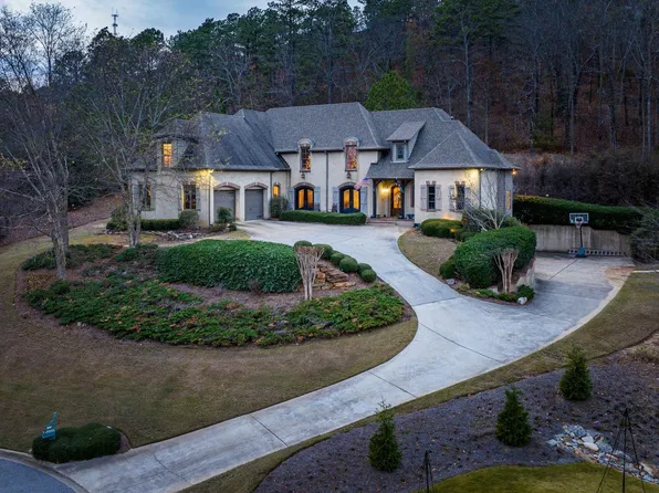 2037 Springhill Ct, Birmingham, AL 35242