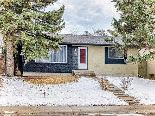 1277 W Lake Sylvan Dr SE, Calgary, AB T2J 3E2