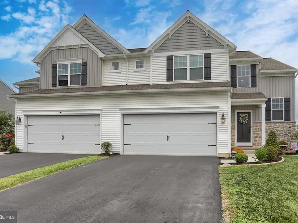 1592 Zestar Dr, Mechanicsburg, PA 17055