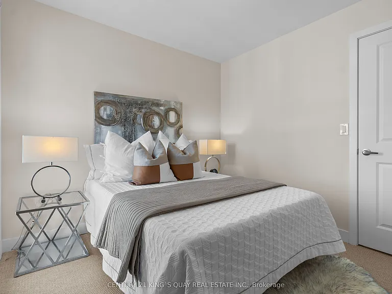 14 Credit Ln — Photo 17
