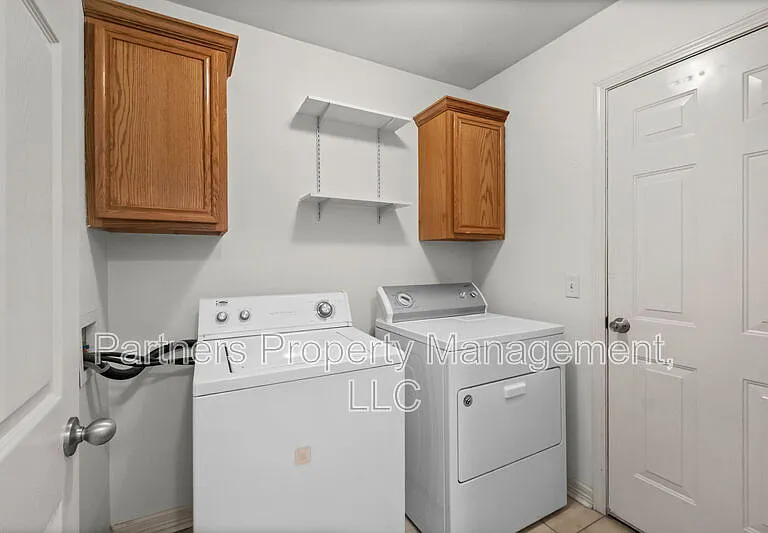 1257 Fox Run Ln — Photo 19