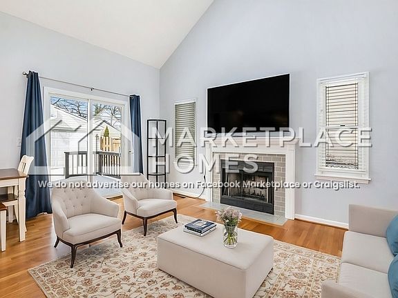 5th image of 3753 Buckingham Ave