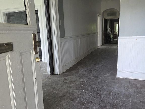 5th image of 1438 Glover St