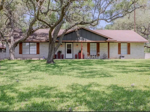 188 Cavalry Rd, Victoria, TX 77905