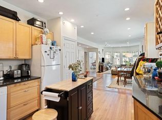 70 Hillside St #6, Roxbury Crossing, MA 02120