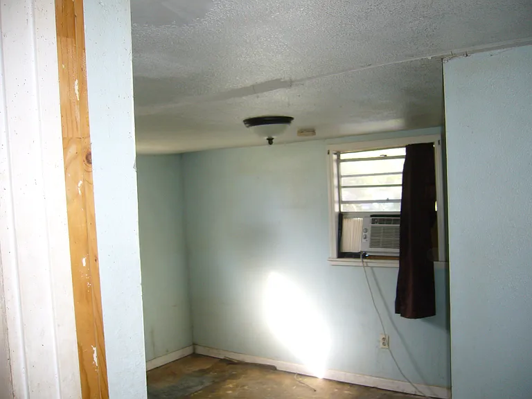 Stebbins St — Photo 3