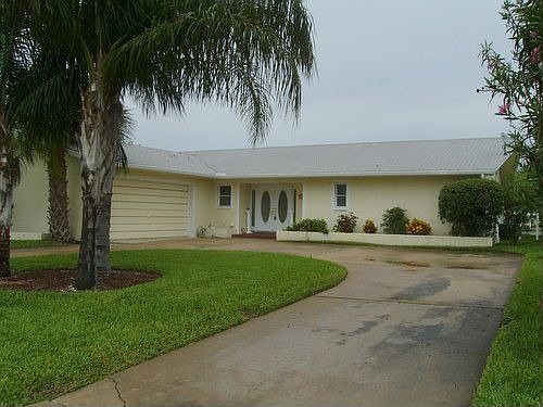 1st image of 2105 Bayshore Dr