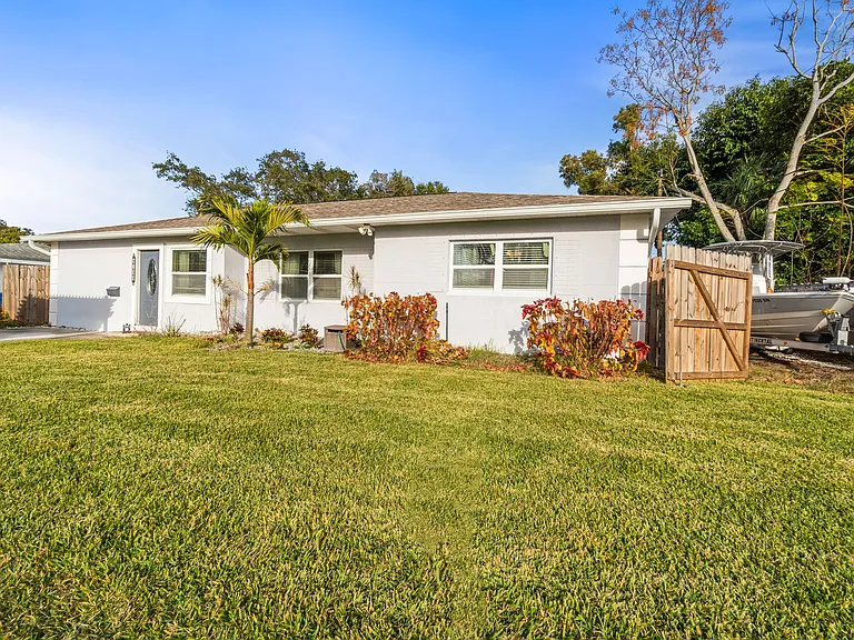 5120 Aragon Way S — Photo 41