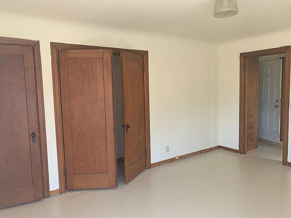 5th image of 952 Highland Ave #C