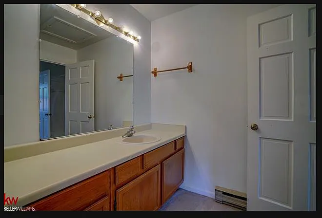 13 Westover Ct — Photo 7