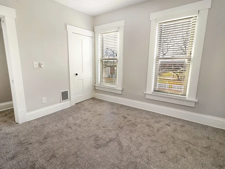 918 Harrison Ave — Photo 19