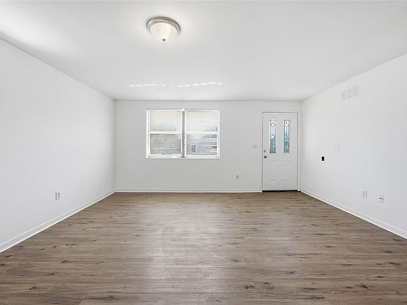 3rd image of 14425 SW 38th Terrace Rd