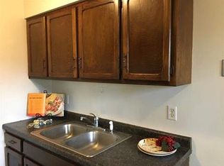 1610 Albemarle St APT 202, Saint Paul, MN 55117