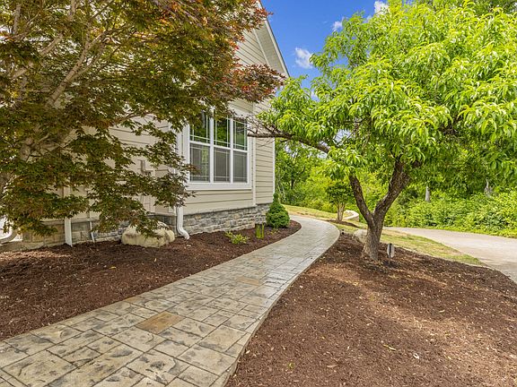5th image of 3946D Hickory Ridge Rd #D