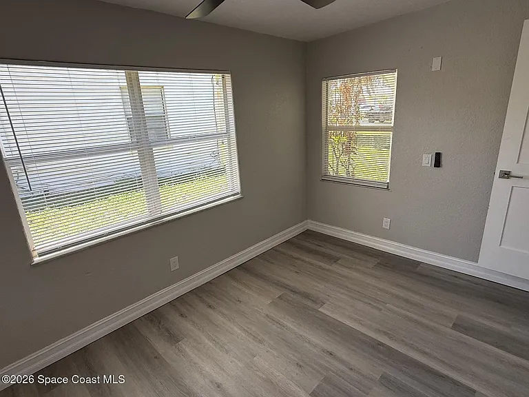 2839 Colbert Cir — Photo 17
