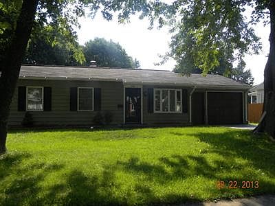 1st image of 220 Scott Ln
