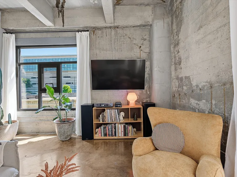 360 W Pershing Rd #190 — Photo 7