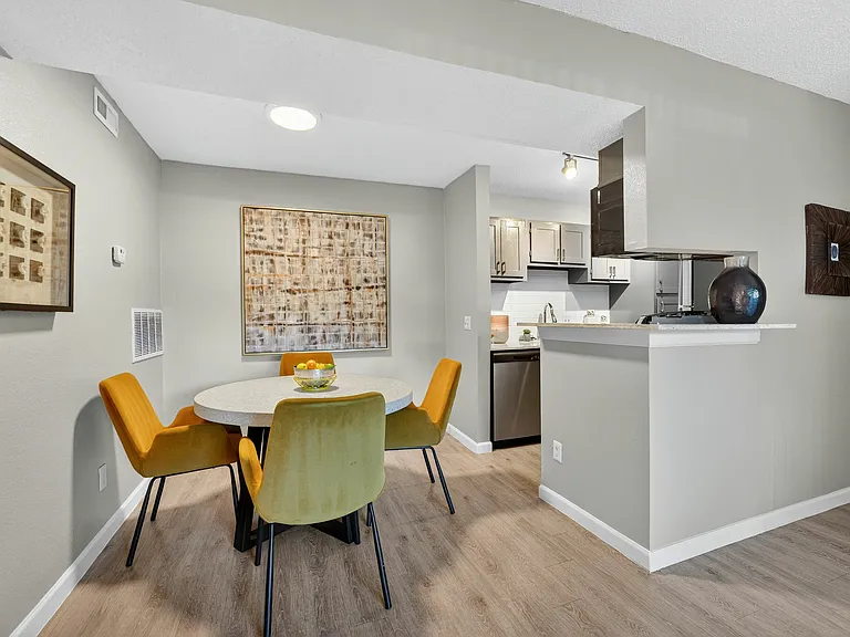 The Tatum Apartments — Photo 9