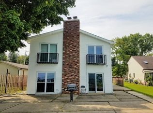 8332 Windsor Beach Ct, Erie, PA