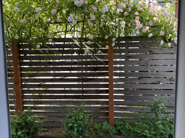 2326B 15th Ave S #2, Seattle, WA 98144