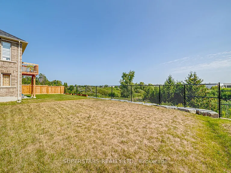 33 John Dallimore Dr — Photo 37