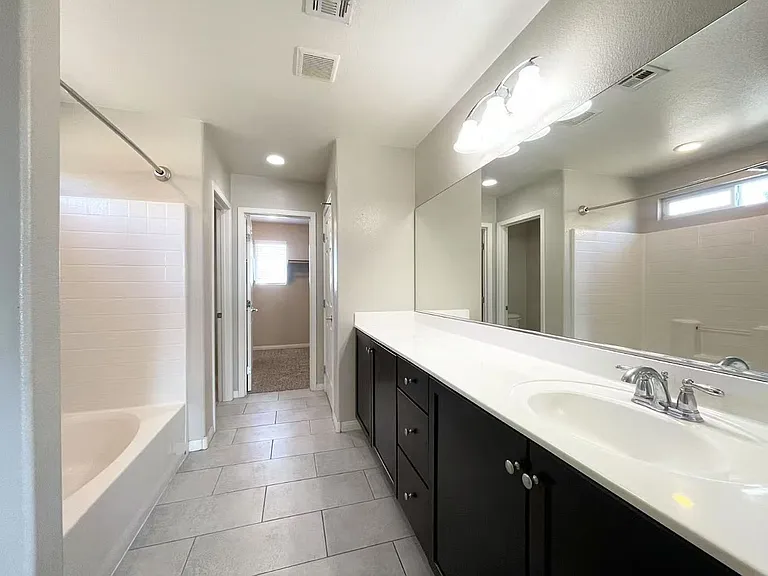 6415 Pochman Mesa St — Photo 12