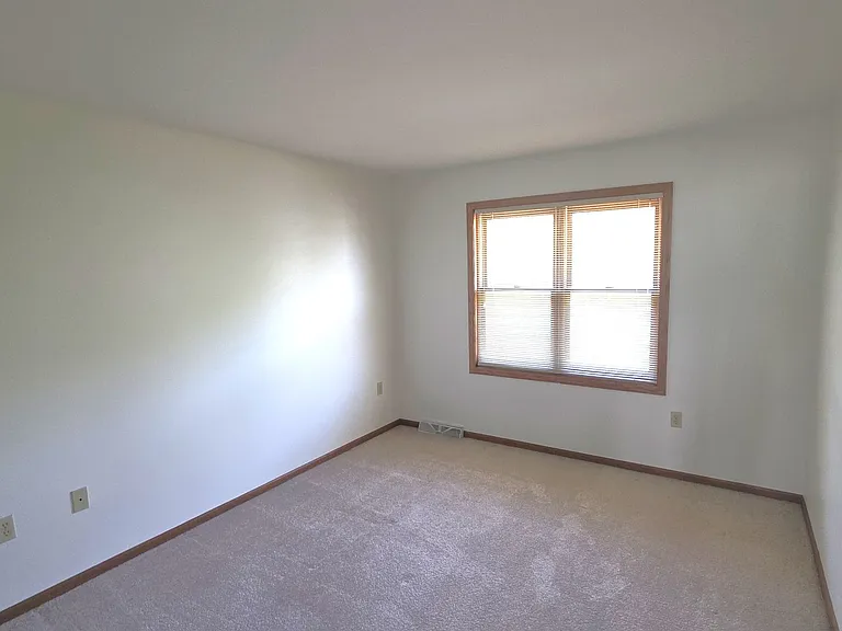 3205 S Ridgecrest Ct — Photo 17