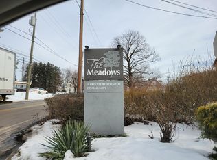 307 Meadowview Ln #307, Mont Clare, PA 19453