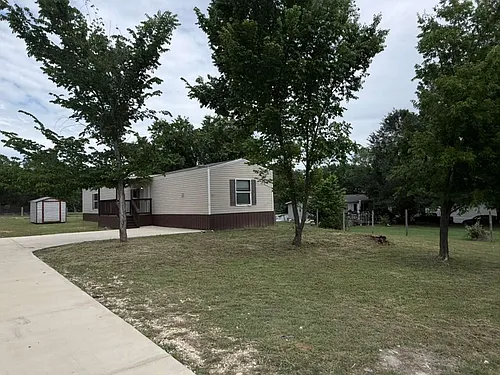 3205 Brenda St Photo 1