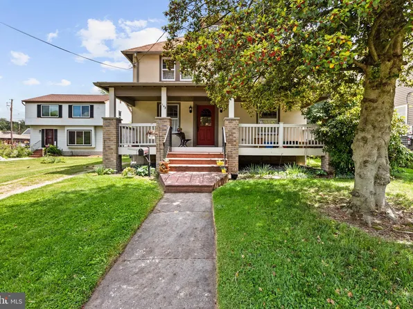 143 N Oak Ave, Pitman, NJ 08071