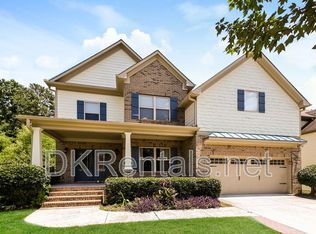 5552 Leaf Ridge Ln, Buford, GA 30518