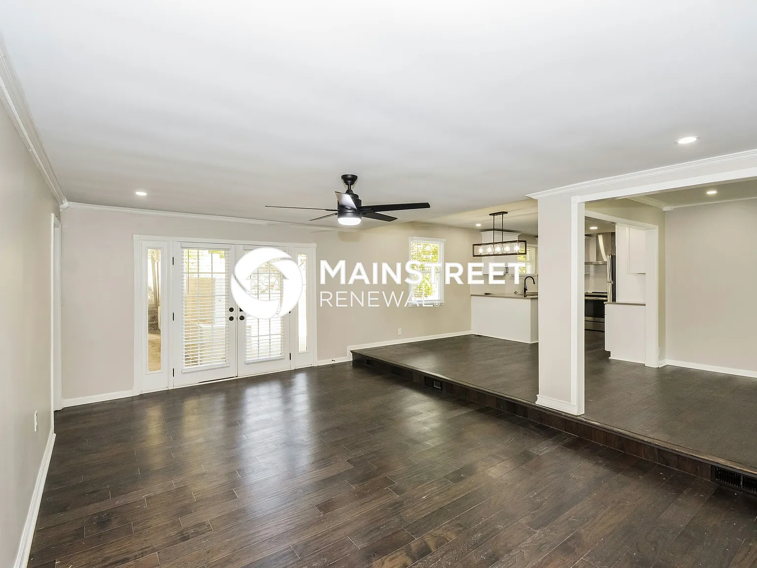1305 Coreland Dr — Photo 4