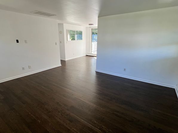 (undisclosed Address)