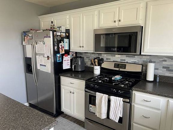 3rd image of 101 Tamarack Dr