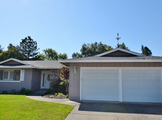 2983 Woodcrest Dr, Napa, CA 94558