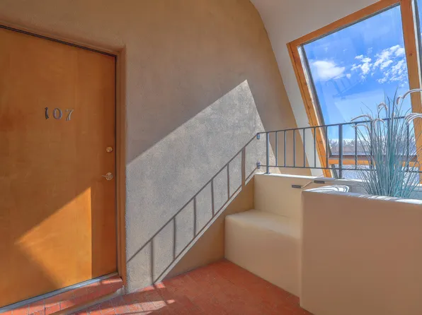814 Camino De Monte Rey APT 107, Santa Fe, NM 87505