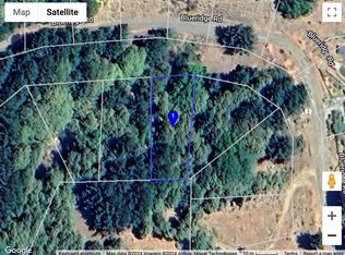 902 Blueridge Rd, Whitethorn, CA 95589